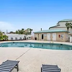 The Palms A6